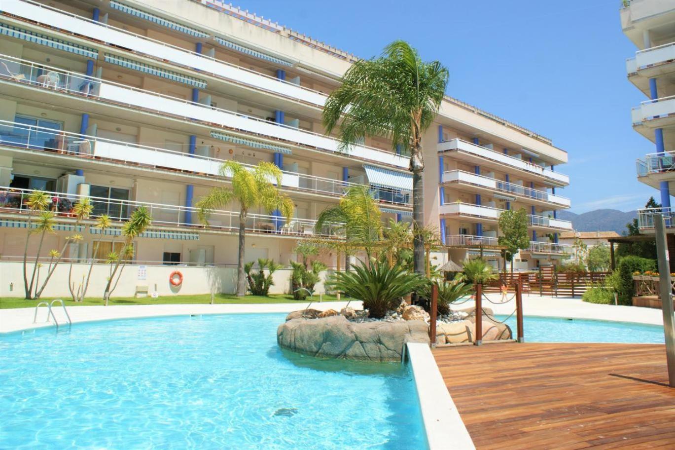 Bonito Piso En Roses Con Piscina Y Parking Av-66 Apartment Exterior photo